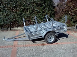 trailer with downhill 6 bike rack